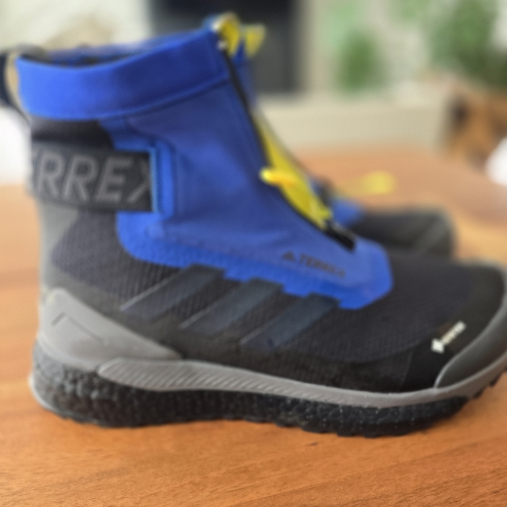 Adidas Terrex Free Hiker COLD.RDY hiking boots  - Picture 2 of 8